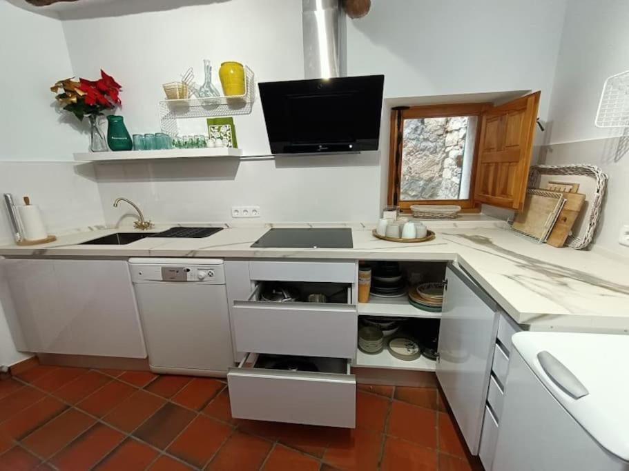 Casa Florentino Casa Centenaria Torre Val De San Pedro Eksteriør billede